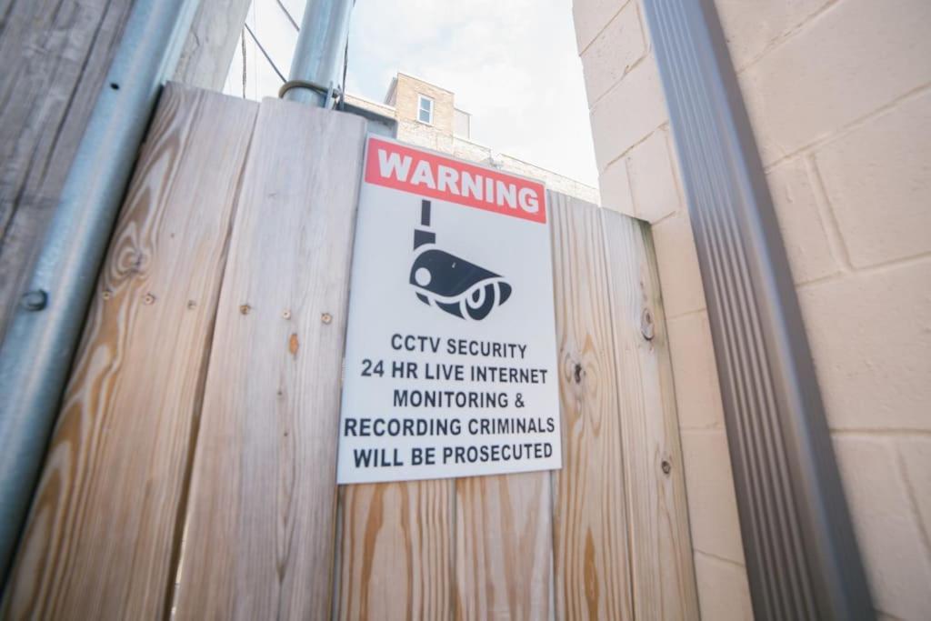 Villa Chicago Mid-Century Gem Steps From United Center Exterior foto